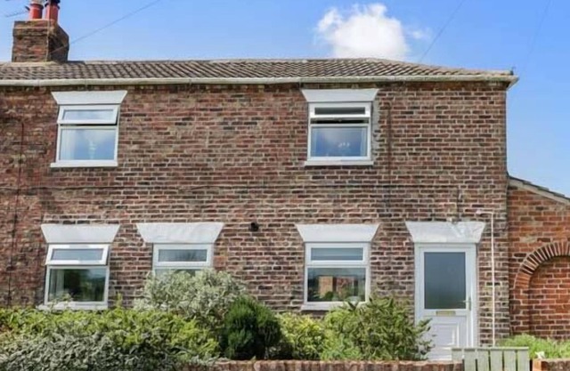 Whinhill Cottage, OTTRINGHAM