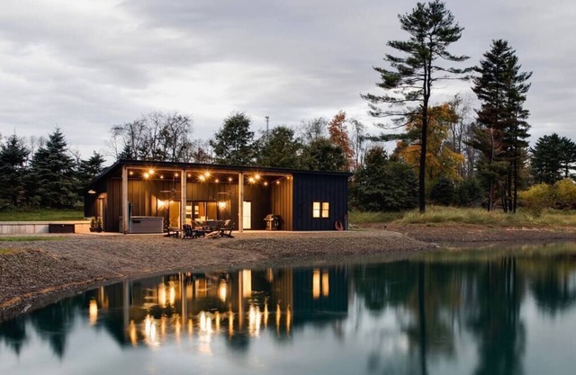 Whispering Pines Retreat by Private lake/ Villa #2