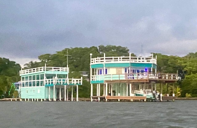 White Sand Beach-Front Cottages de snorkel, kayak y bucear en frente de playa !!