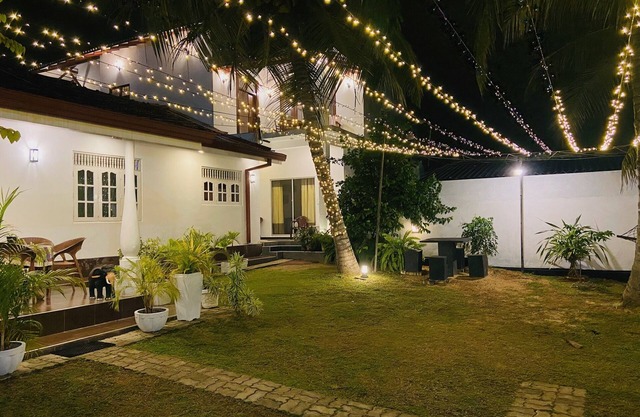 White Villa Airport Transit Hotel