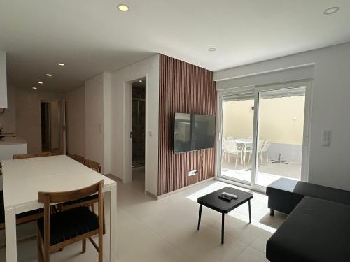 WHome Peaceful Alges Family Home away from City Noise