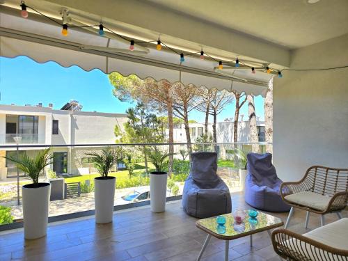 Wide Beach Apartment - 289