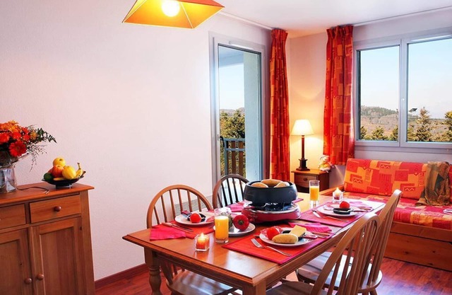 Wifi, 100m del centro estación, fitness, piscina, sauna, local para esquís, 23m², Ax-Les-Thermes