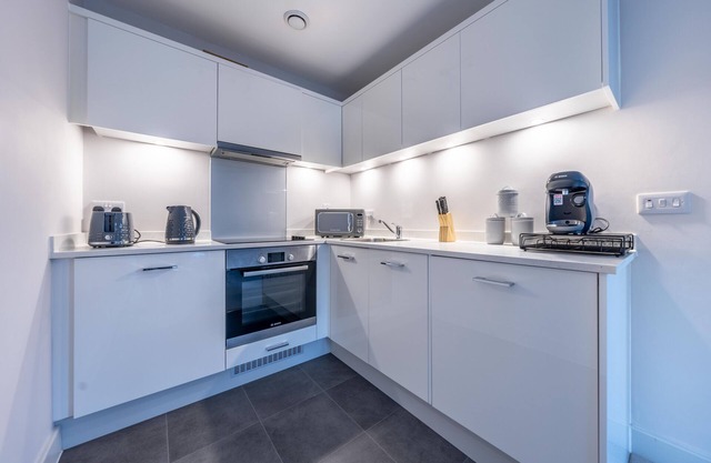 Windsor Luxury Studio Apartment