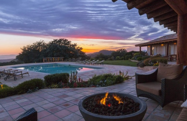 Wine Country Escape: propiedades de lujo, piscina, sauna, vapor, spa, vistas, 5+ dormitorios