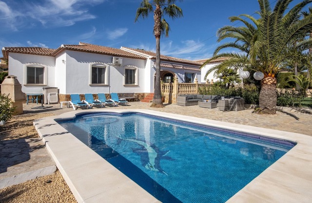 Villa maravillosa y confortable con piscina privada en Jávea, Costa Blanca, España para 6 personas