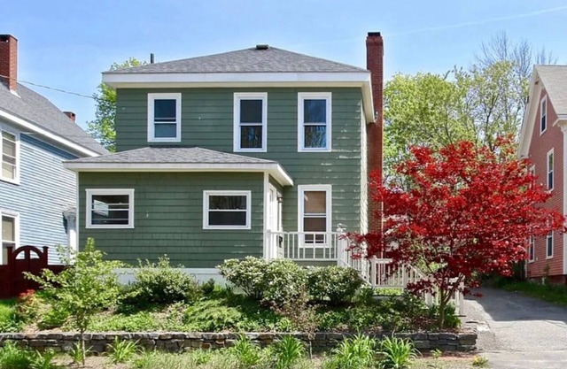 Wonderful Back Cove 2BR Apartment, Near Downtown