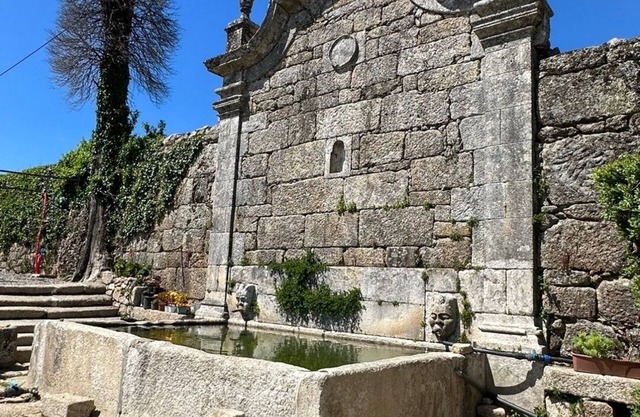 Casa da Cerca Tourism or Holidays in the Charming Village of Portugal