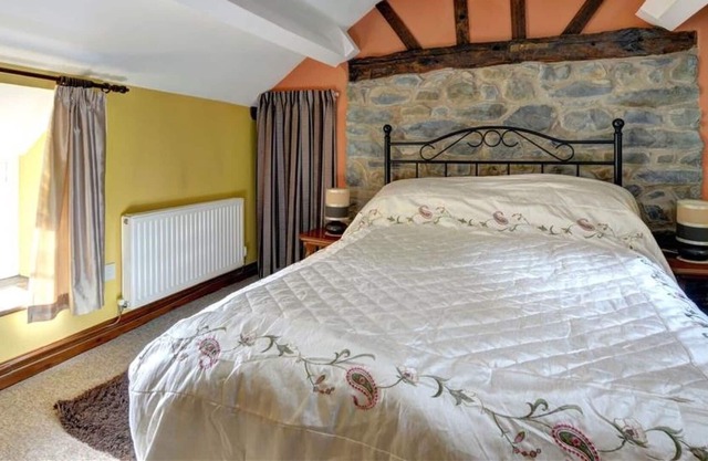 Preciosa casa de vacaciones privada para 4 personas con TV, patio y aparcamiento