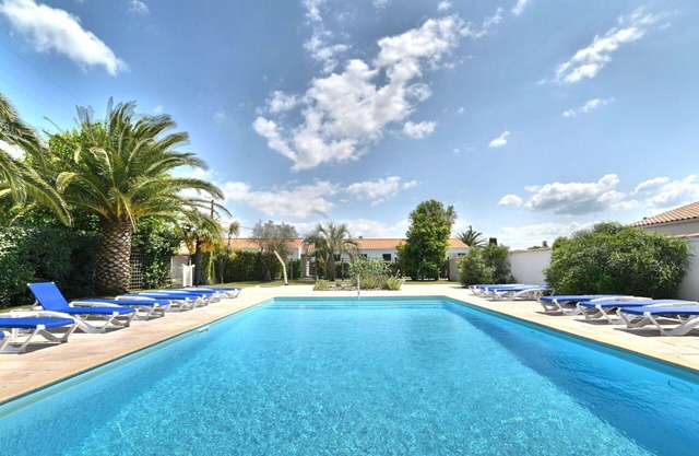 Maravillosa casa de vacaciones para 4 personas con piscina, WIFI, terraza y aparcamiento