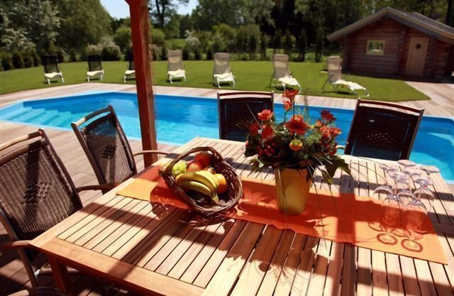 Villa de bienestar con piscina climatizada 28° - Sauna - bañera 39° - Berlin 30 minutos