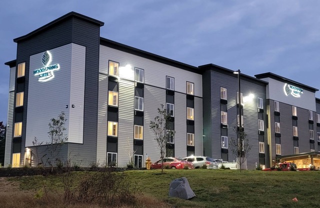 WoodSpring Suites Knoxville - Cedar Bluff