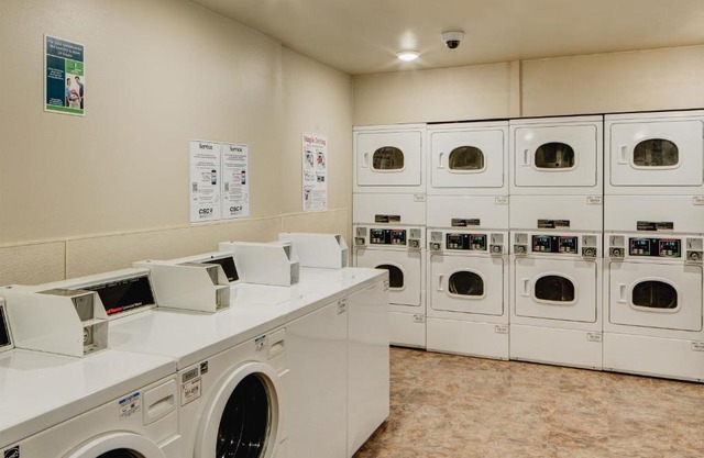 WoodSpring Suites Williston