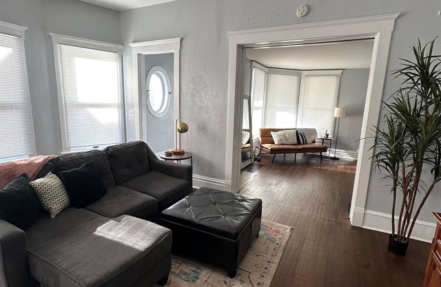 Work & Relax 1BR w/ Office in Prime Location