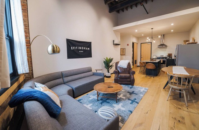 XCHNG Downtown Loft Living