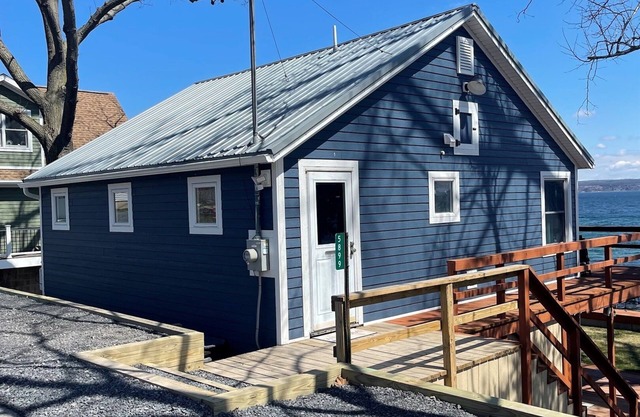 Discover Cayuga Lake waterfront cottage charm