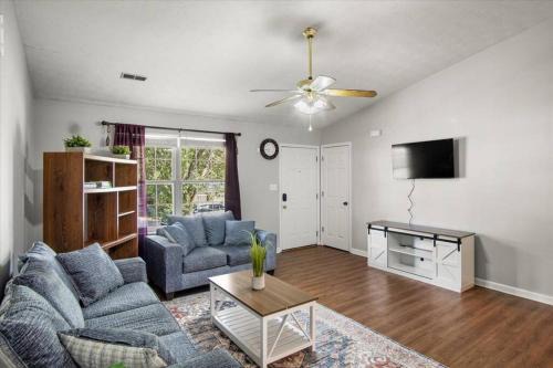 Your Cozy Home Away from Home
