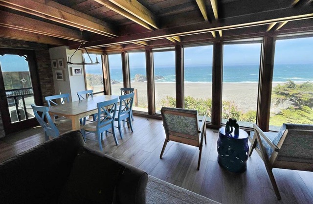 Your Oceanfront Experience - Bañera de hidromasaje - Precioso patio cercado