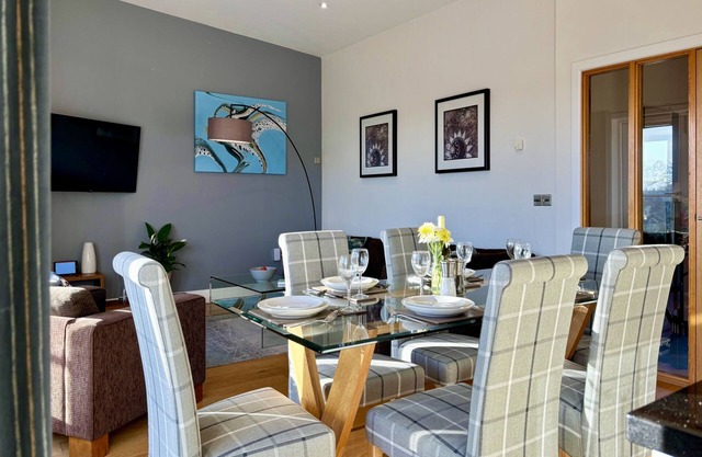 Your Space Apartments - The Hamilton's
