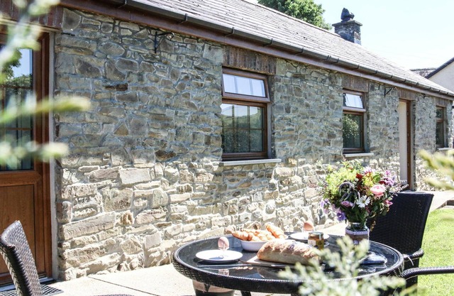 Yr Onnen, Aberaeron - Dos Habitaciones Casa Rural, Capacidad 4