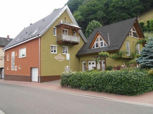 Yuan Comfortable holiday residence