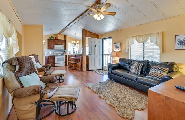 Yuma Vacation Rental w/ Resort Pool & Hot Tub!