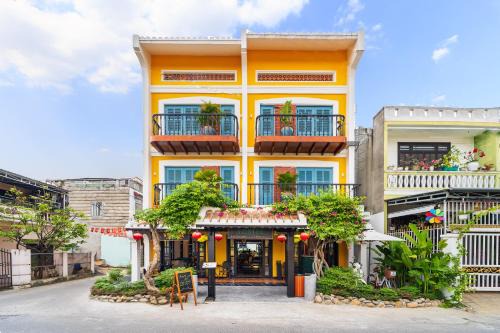 Yzistel Hoi An