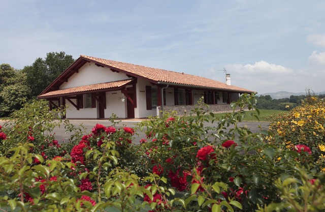 ZAZPIAK BAT 20 Personas / 7 Habitaciones