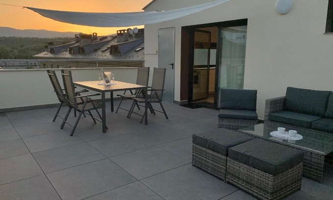La Seu d'Urgell Apartamento | Àtic panoràmic a La Seu d'Urgell