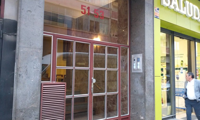 Romareda Apartamento | Ático Amplio con Terraza de 12 Metros de Terraza