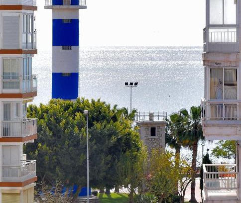 Torre del Mar Apartamento | Ático con Gran Terraza y vistas al Mar