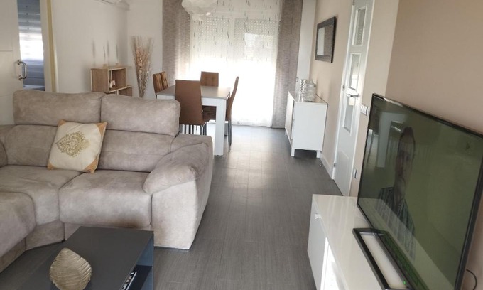 Segur de Calafell Apartamento | Ático Frente al Mar con Parking para 5 personas