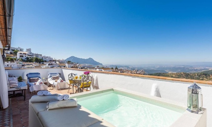 Gaucín Villa | Ático la Carrasquilla Gaucín by Ruralidays
