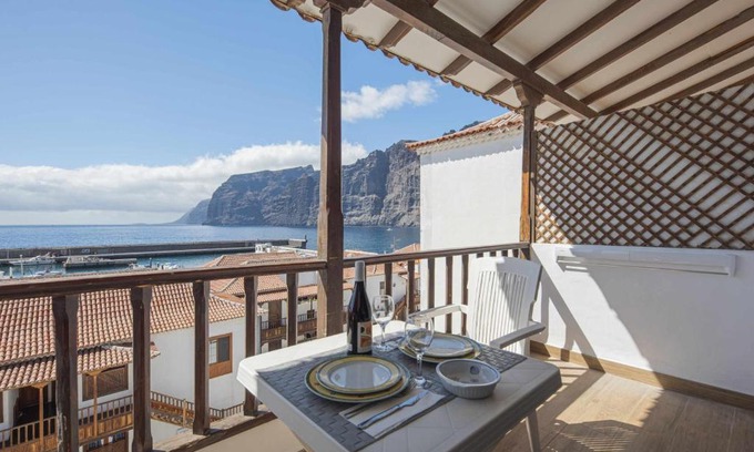 Los Gigantes Apartamento | Ático Los Gigantes VistasWIFI 600 Mbps Playa