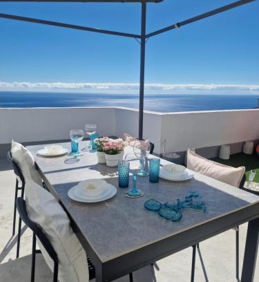 Santa Cruz de Tenerife Apartamento | Ático Micaela. Terraza y vistas