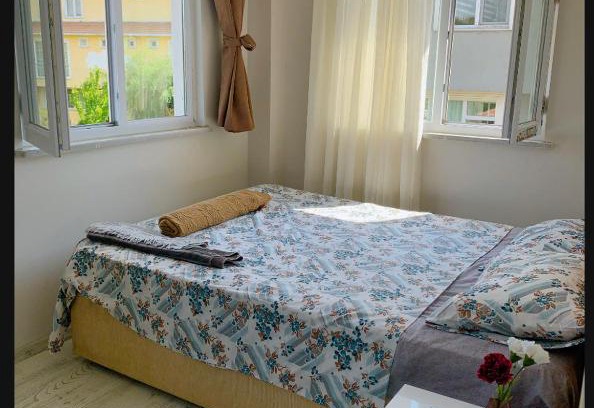 Arnavutkoy Casa | çift kişilik banyolu oda (2) havalimanına 10 dakika
