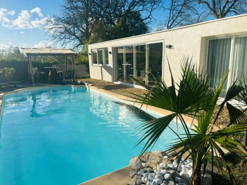 Eyragues Casa | Échappée Mistral - Détente Jacuzzi privé & Brasero