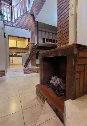 Villa Urquiza Casa | Única en Ciudad - Con salamandra y parrilla propia