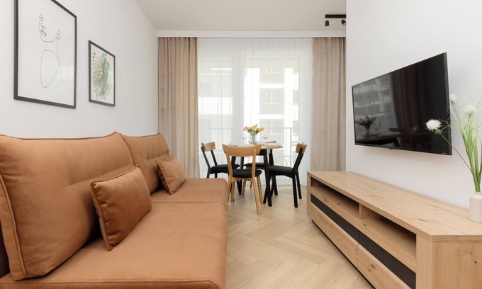 Wlochy Apartamento | Łopuszańska Apartment Warsaw by Renters
