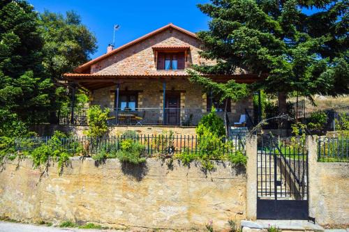 Mesaia Trikala Casa | Γήλοφος