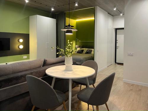 Maliyevtsy Apartamento | Апартаменти-студія, ЦЕНТР, біля Либідь Плаза, включено опалення