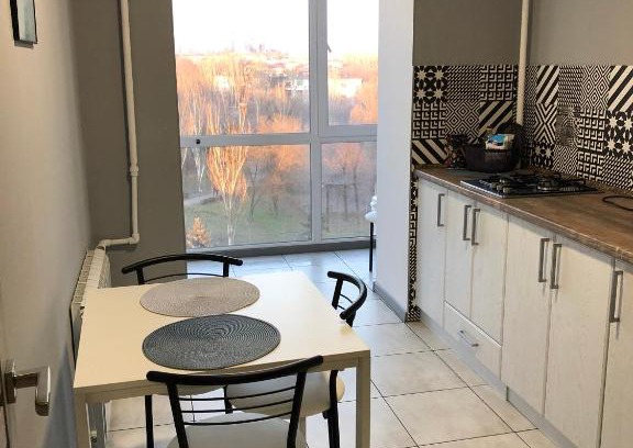Zaporozhye Apartamento | Видовая однокомнатная квартира в центре города