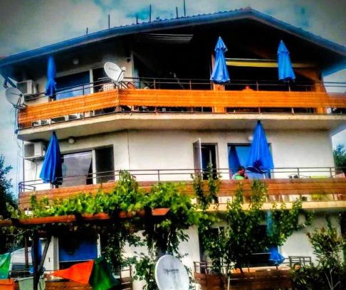 Rezovo Casa | Вила за гости Бранко и приятели