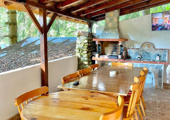 Popina Luka Villa | Вила за гости “Попина лъка”