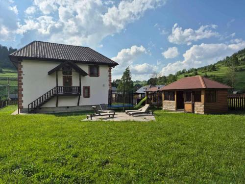 Plavya Casa | Гірська Домівка