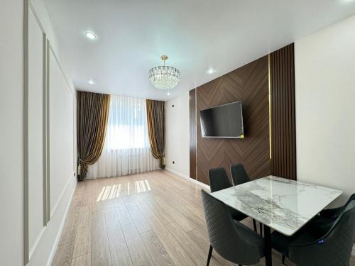Almaty District Apartamento | жк фирдаус