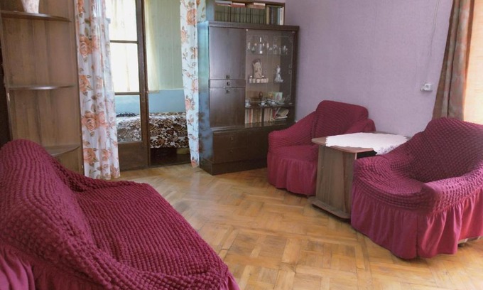 Pitsunda Apartamento | Квартира на Агрба 1 КВ 10 около моря