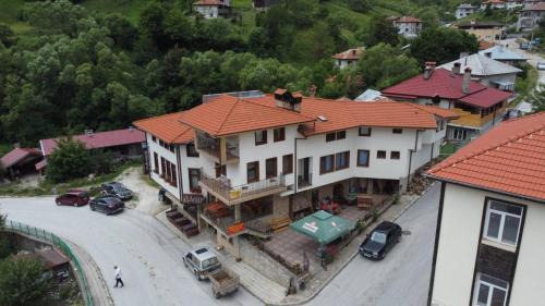 Trigrad Casa | Къща за гости Камината
