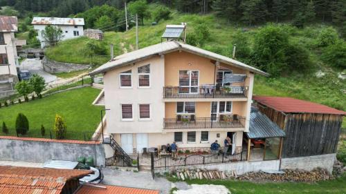 Borino Casa | Къща за гости МЕЛИСА