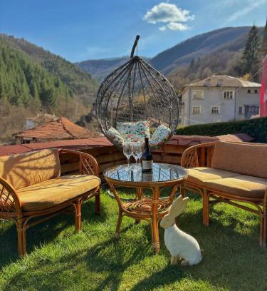 Smolyan Villa | Къща за гости Хаджиевата къща